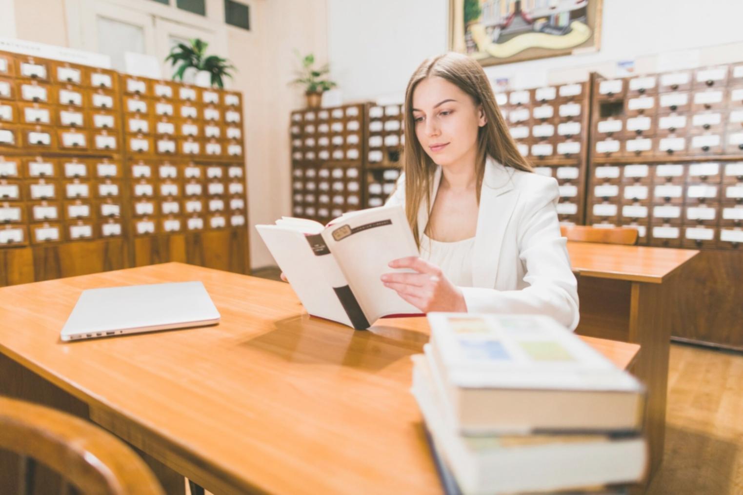 Arbeitsumgebung für konzentrierte Einzelgespräche